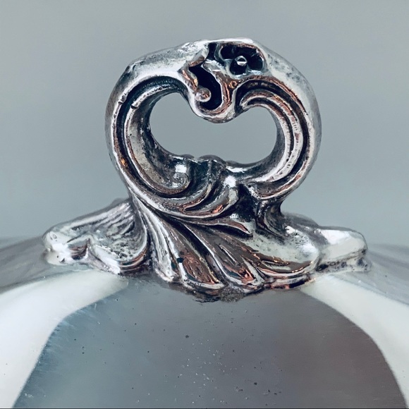 FB Rogers Silver Co Lidded Butter Dish - Picture 2 of 10